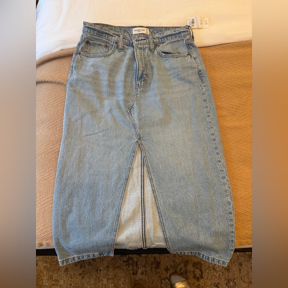 Abercrombie & Fitch Light Blue Denim Midi Skirt - Picture 2 of 5